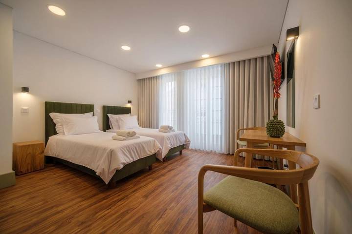 Apartamento para 2 personas, con balcón y vistas en Angra do Heroísmo