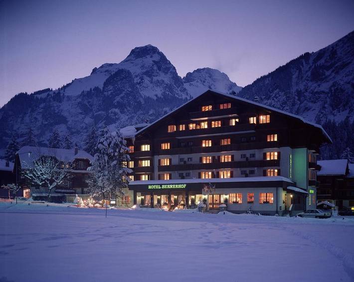 Hôtel pour 2 personnes, avec Balcon ainsi que Terrasse et Sauna à Kandersteg