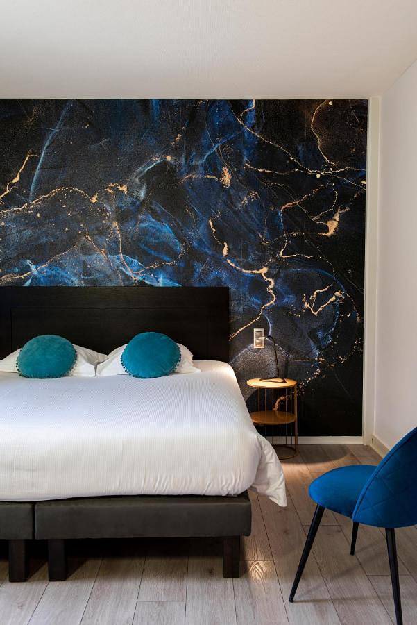 Hôtel pour 2 personnes, avec jardin ainsi que vue et piscine à Anse - 2