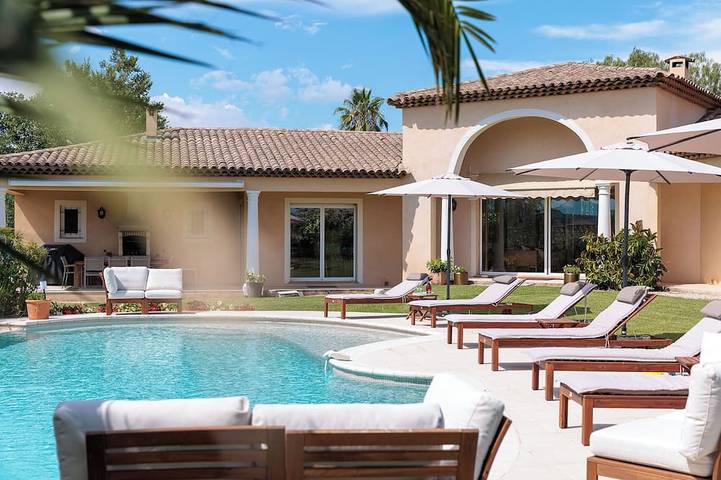 Villa pour 10 personnes, avec jacuzzi à Saint-Paul-de-Vence