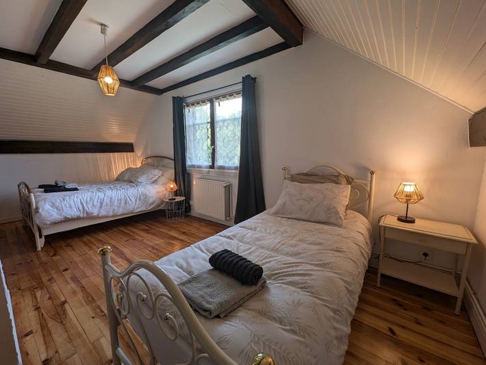 Gîte pour 10 personnes, avec jardin à Champagney - 4