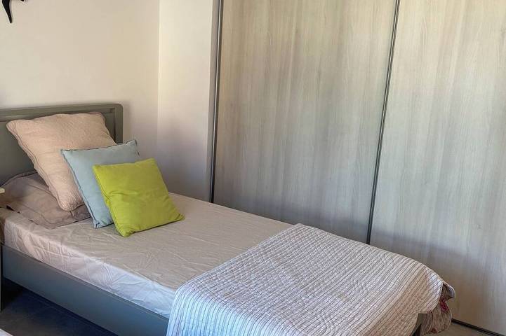 Villa Toscana, 80 m², 2 Schlafzimmer, Klimaanlage. 12 Minuten von Saint-Rémy und Avignon in Noves, Arles und Umgebung