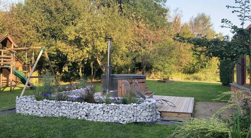 Location de vacances pour 10 personnes, avec jardin ainsi que vue et vue sur le lac, animaux acceptés à Momignies - 3