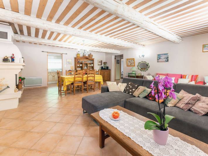 Location de vacances pour 6 personnes, avec terrasse et jardin à Pernes-les-Fontaines - 3