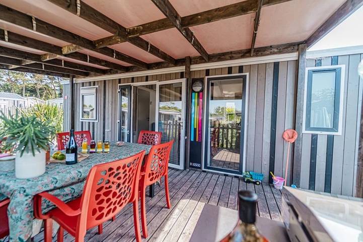 Mobil home pour 6 personnes, avec jacuzzi ainsi que sauna et bassin pour enfant à Brem-sur-Mer - 3