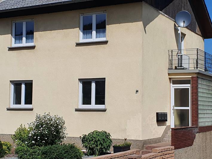 Ferienwohnung für 4 Personen, mit Balkon und Garten sowie Ausblick