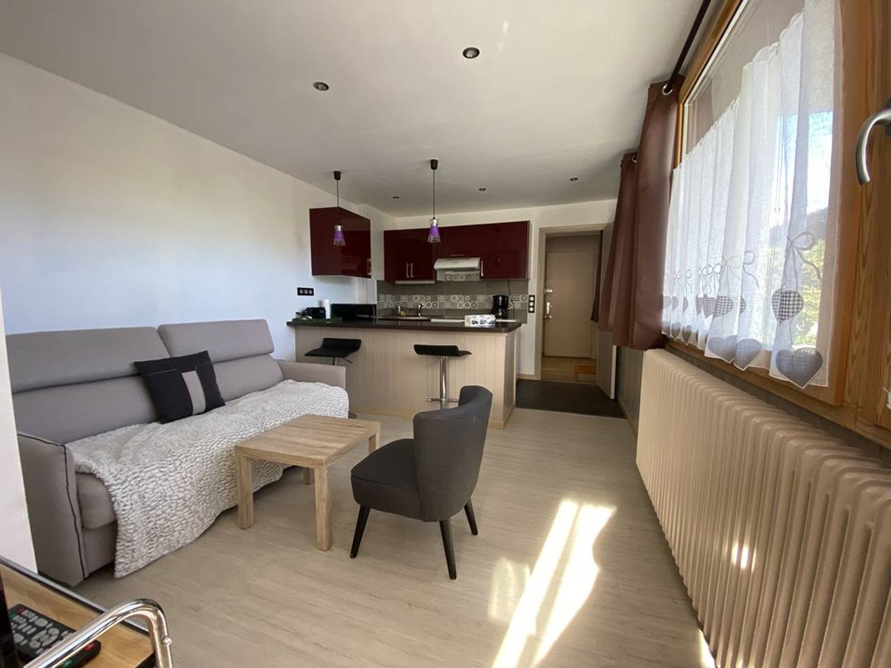 Entire apartment, Cozy apartment near slopes with parking in Crest-Voland in Cohennoz, Albertville region