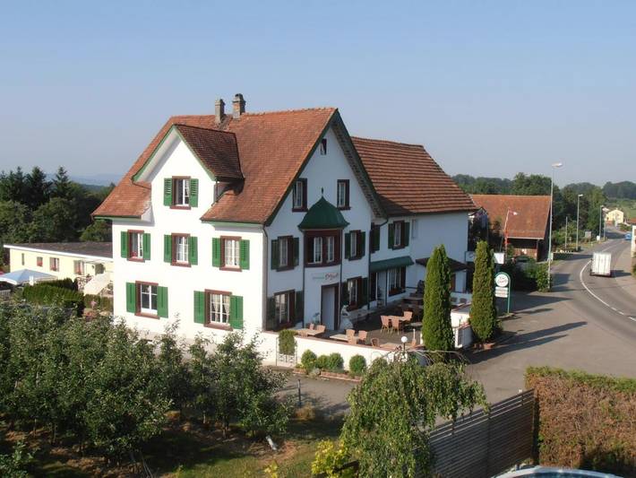 Hotel, mit Terrasse und Garten im Thurgau