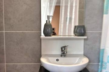 Appartement De Vacances pour 2 Personnes dans Évreux, Région d'Évreux, Photo 3