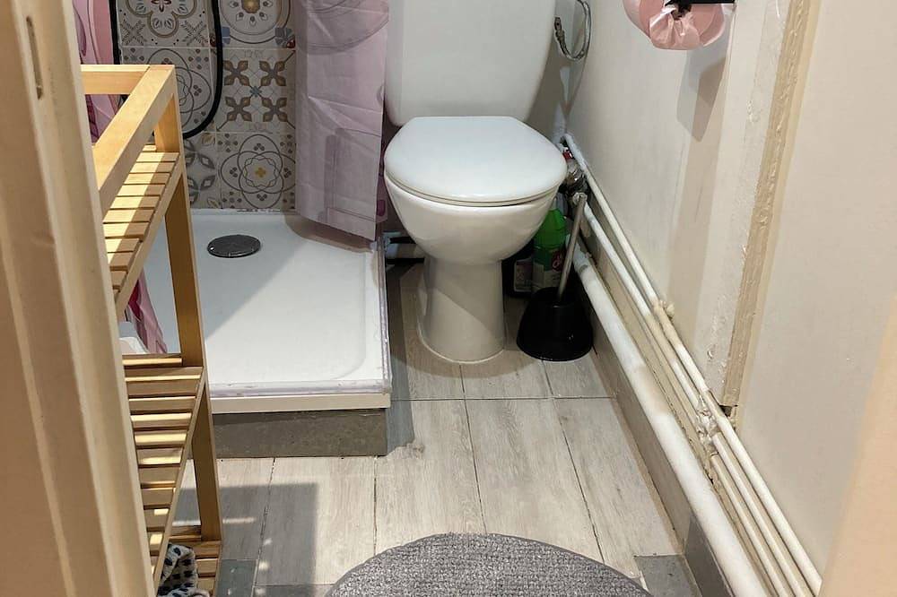 Ganze Wohnung, Cosy studio with mezzanine - Near Seine & Paris in Asnières-sur-Seine, Hauts-de-Seine