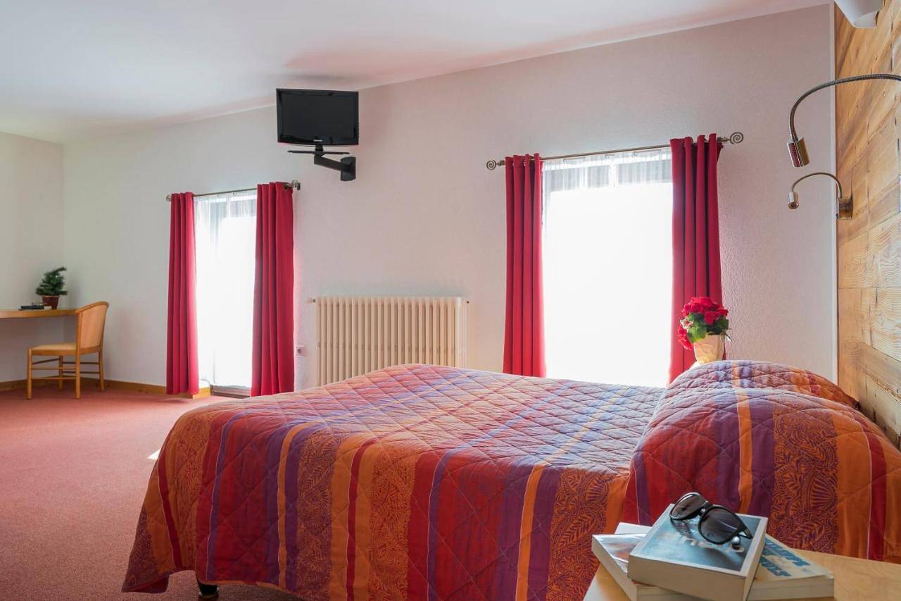 Triple Room with Mountain View in Parc naturel régional du Haut-Jura