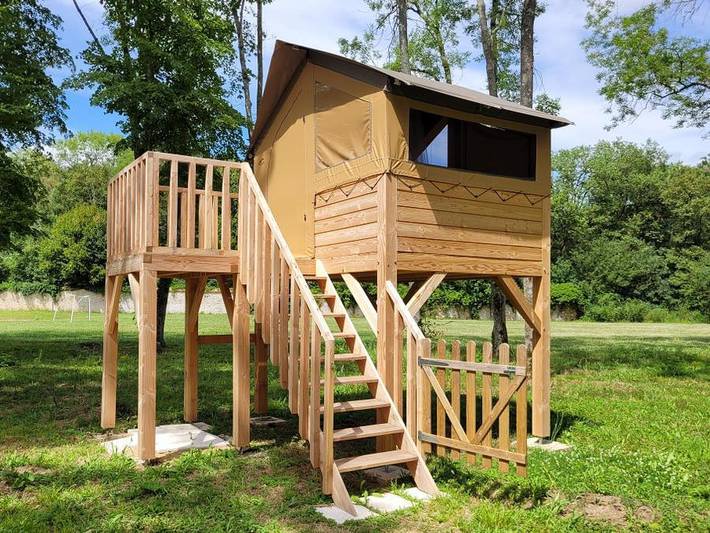 Camping pour 2 personnes, avec Bassin pour enfant dans 