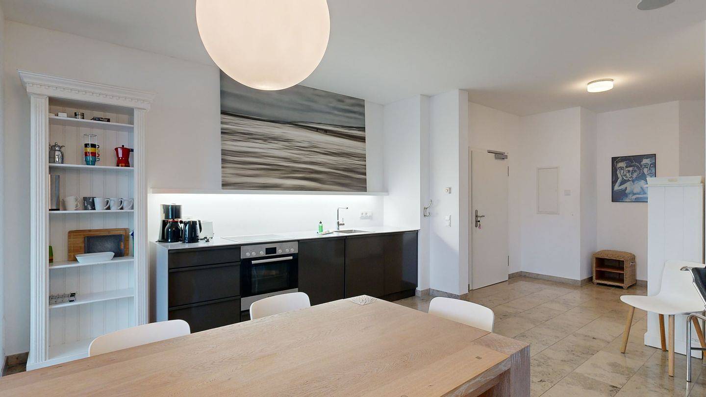 Appartement entier, Exklusive Ferienwohnung am Strand mit Meerblick, Fahrstuhl, Tiefgarage in Ostseebad Binz, Binz