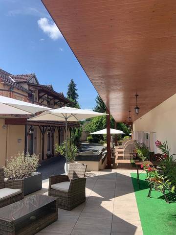 Hôtel pour 4 personnes, avec jardin à Nevers
