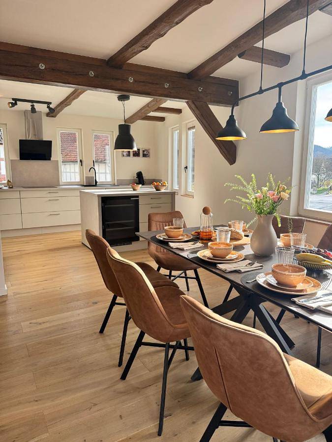 Ferienwohnung für 6 Personen, mit Terrasse und Garten