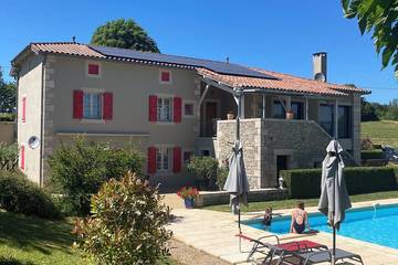 Gîte pour 6 personnes, avec balcon et jardin à Caylus