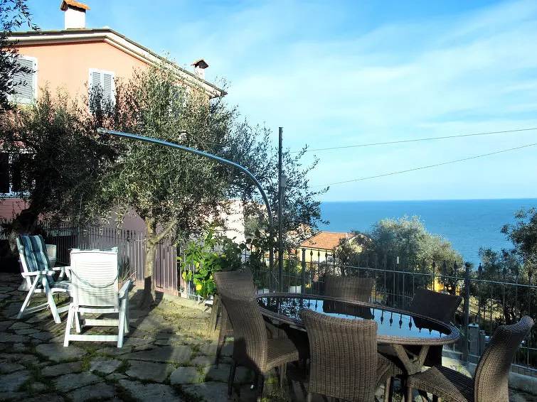 Ganze Wohnung, 2 Zimmer 4 Personen in Poggi (Imperia), Imperia