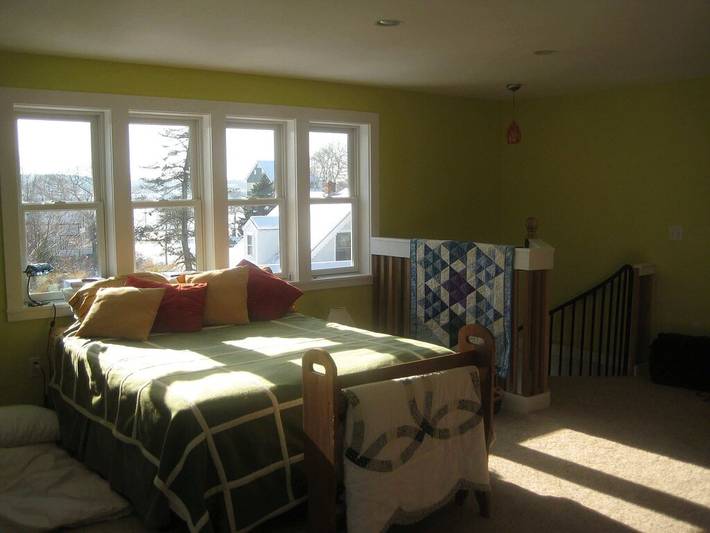 Vacation rental for 8 people, with terrace and yard in Portland (ME)