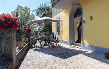 Cottage pour 6 personnes, avec terrasse, adapté aux familles à Barga