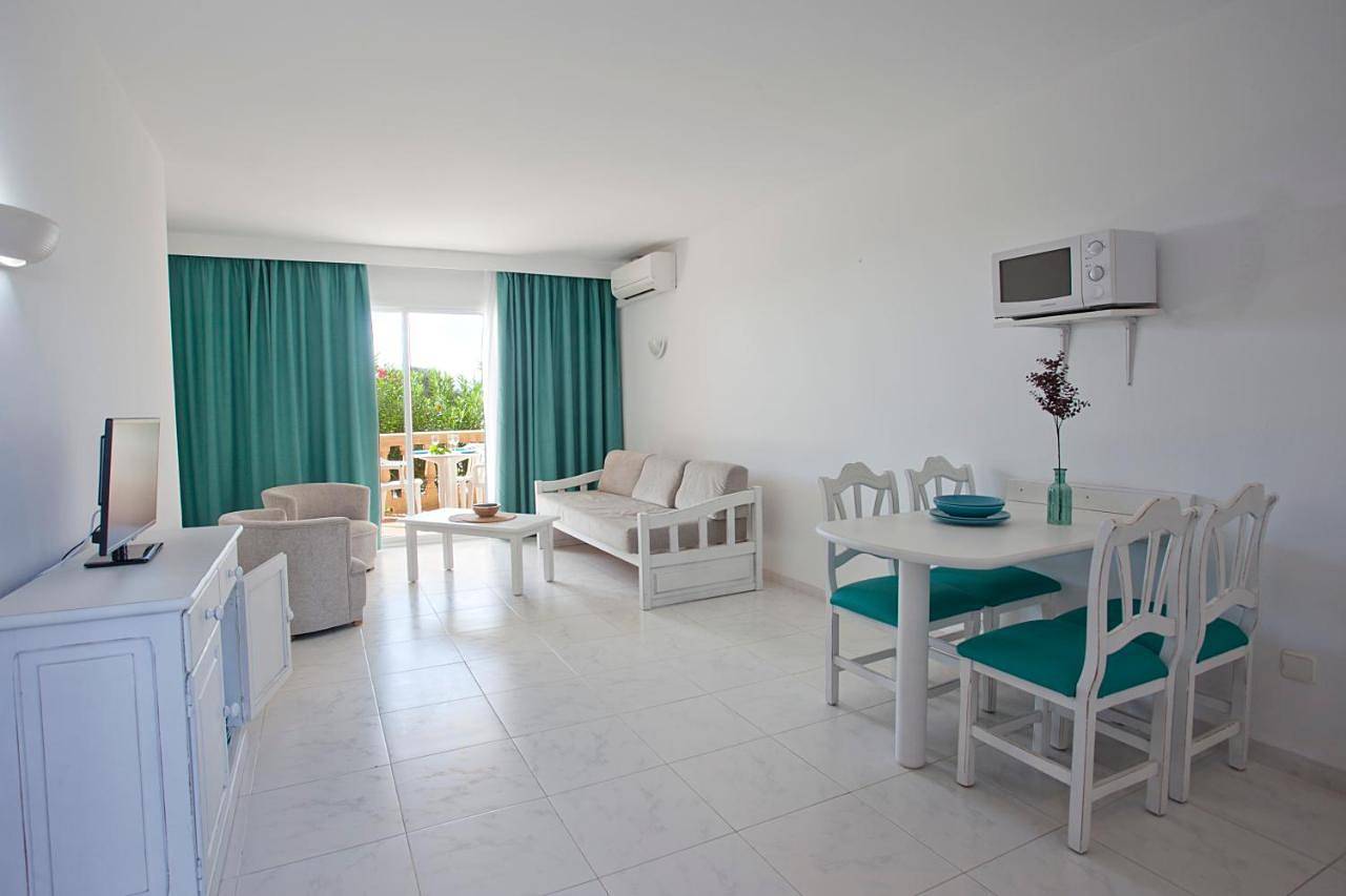 Apartamentos Sol Romántica by Dot Suites in Romantica, Manacor