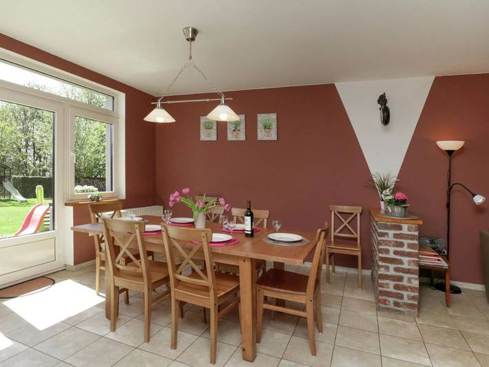 Location de vacances pour 8 personnes, avec terrasse et jardin dans Erneuville - 3
