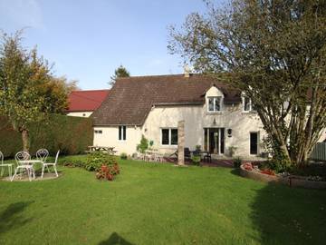 Gîte pour 8 personnes, avec jardin, animaux acceptés à Ancteville