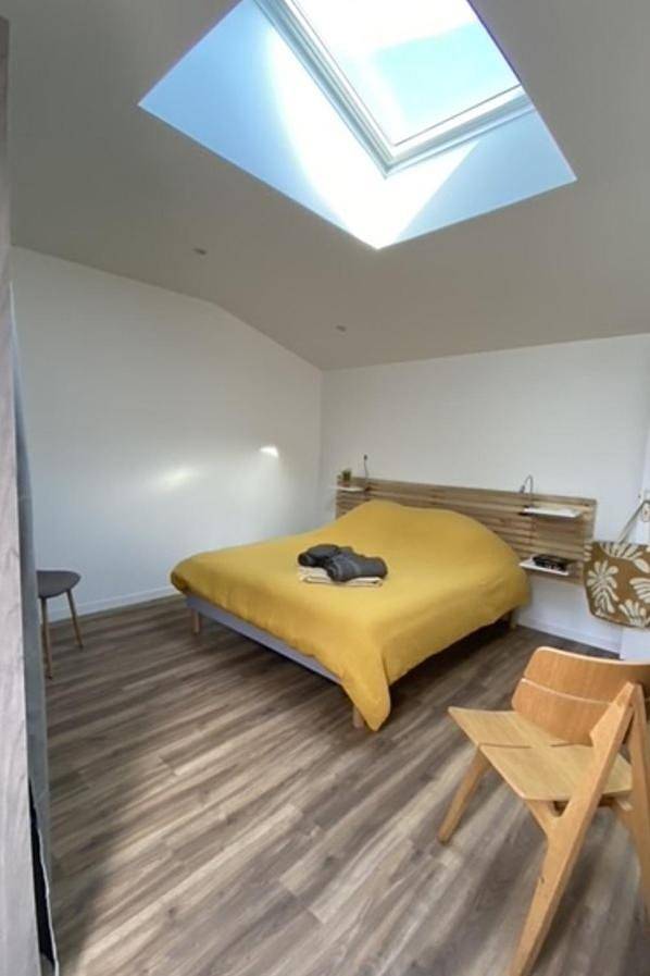 Appartement entier, Appartement dans maison d'architecte avec terrasse in Saint-Lunaire, Région de Saint-Malo