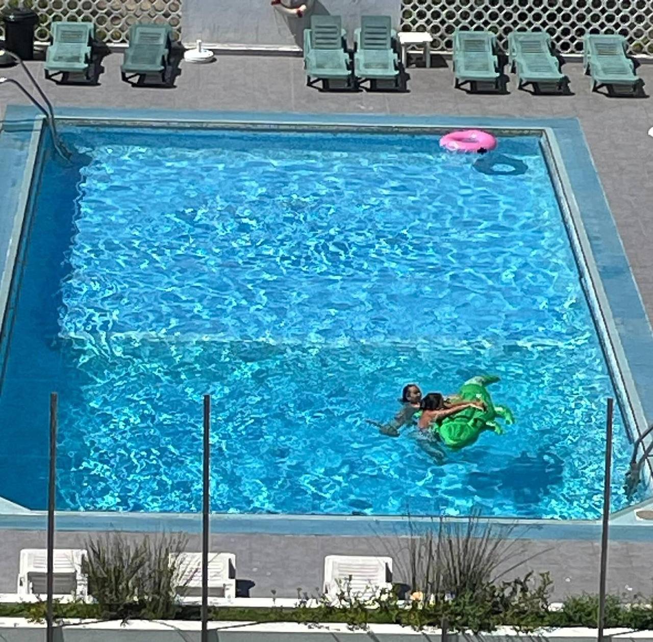 Monolocale intero, Grazioso monolocale con accesso alla piscina nel centro di Gibilterra in Costa de la Luz