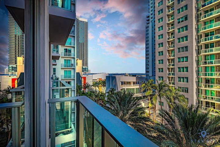 Gîte pour 4 personnes, avec terrasse à Miami - 3