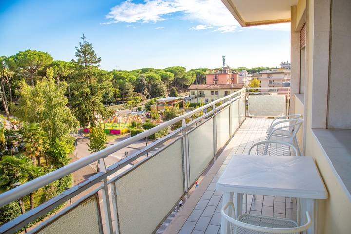 Ferienwohnung für 5 Personen, mit Balkon/Terrasse in Eraclea Mare