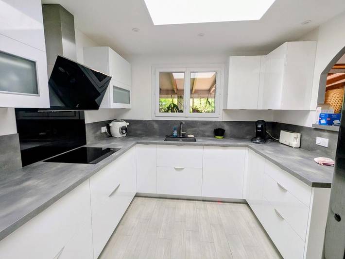 Location de vacances pour 6 personnes, avec jardin et terrasse dans Thermes des Arènes - 2