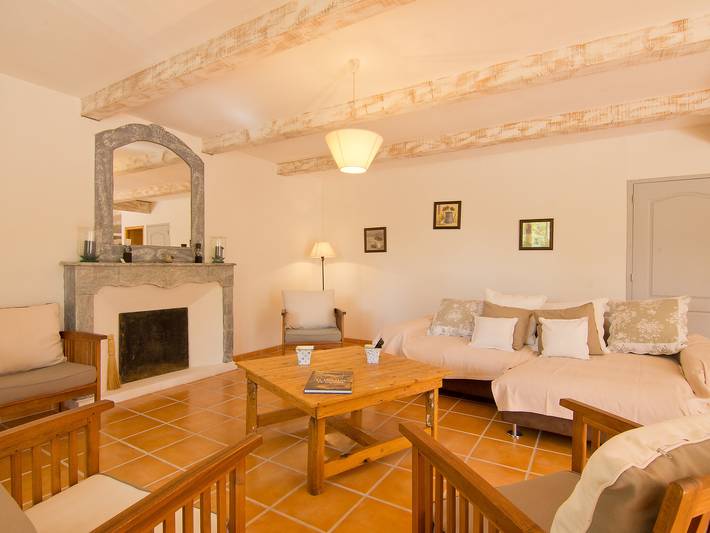 Location de vacances pour 6 personnes, avec jardin et terrasse à Lagnes - 3