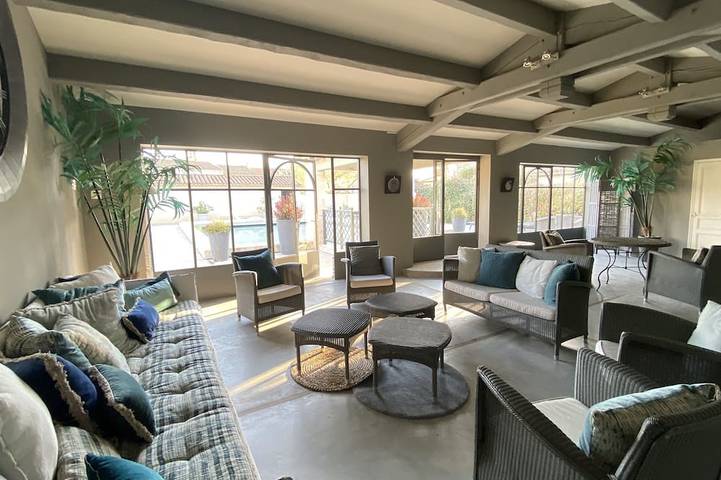 Gîte pour 2 personnes, avec piscine ainsi que jardin et terrasse à Saint-Rémy-de-Provence - 4