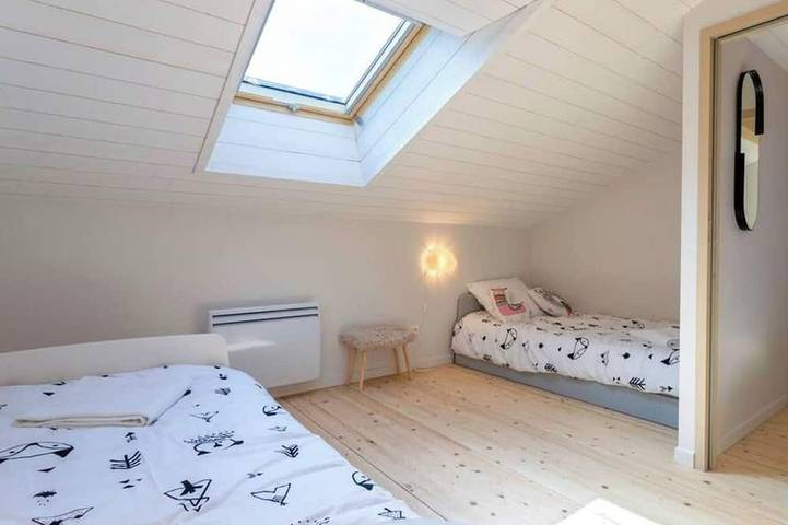 Magnificent Chalet : lake and mountain view. in Talloires-Montmin, Annecy region