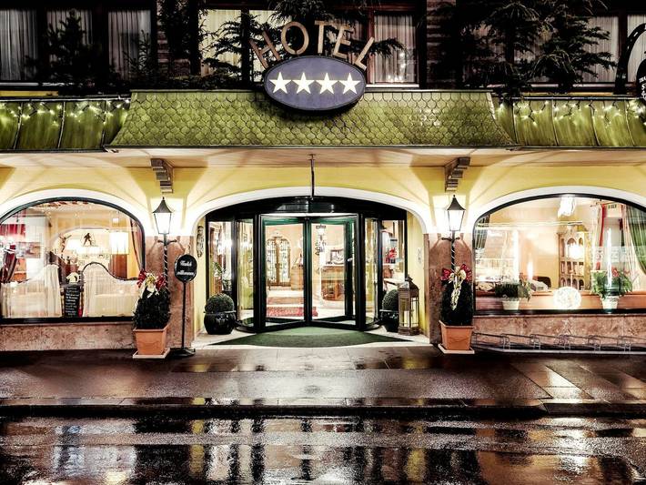 Hotel für 2 Personen, mit Terrasse in Landeck