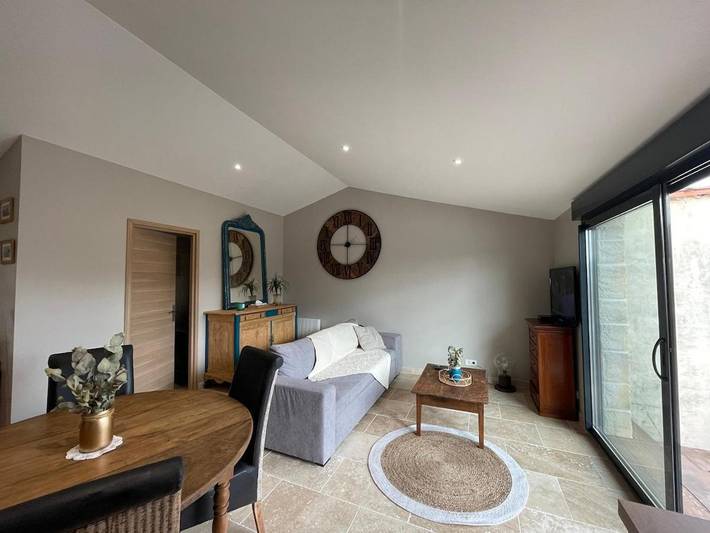 Location de vacances pour 4 personnes, avec jardin et vue à Magné - 3