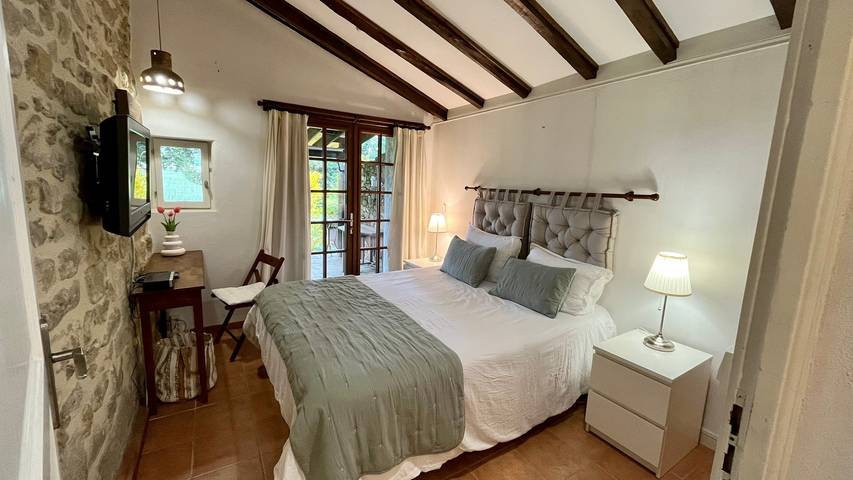 Gîte pour 4 personnes, avec piscine, animaux acceptés à La Bégude-de-Mazenc - 3