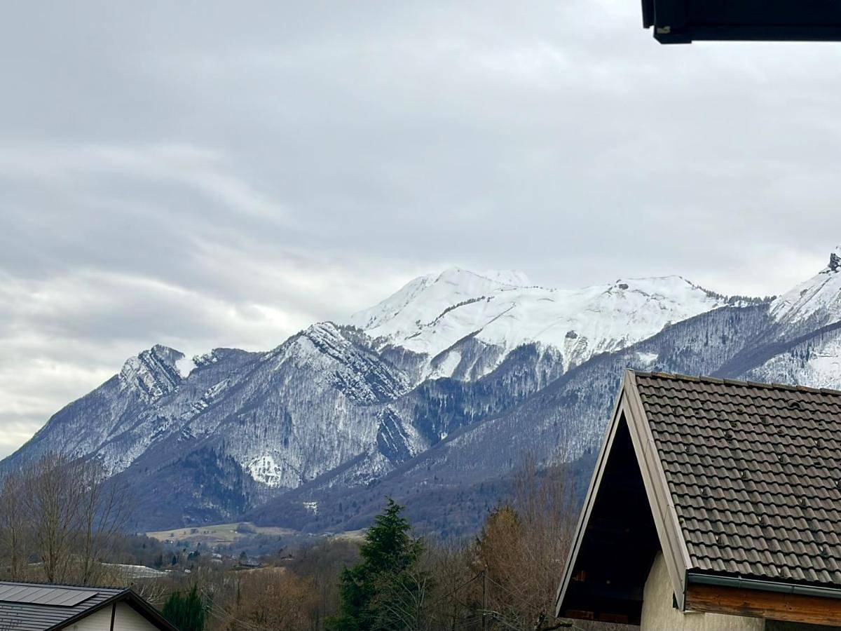 Wolalys Mh in Mercury, Région d'Albertville
