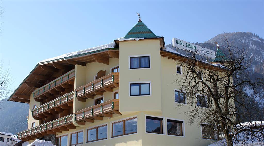 Vierbettzimmer Wildbach Hp in Tuxer Alpen, Schlitters