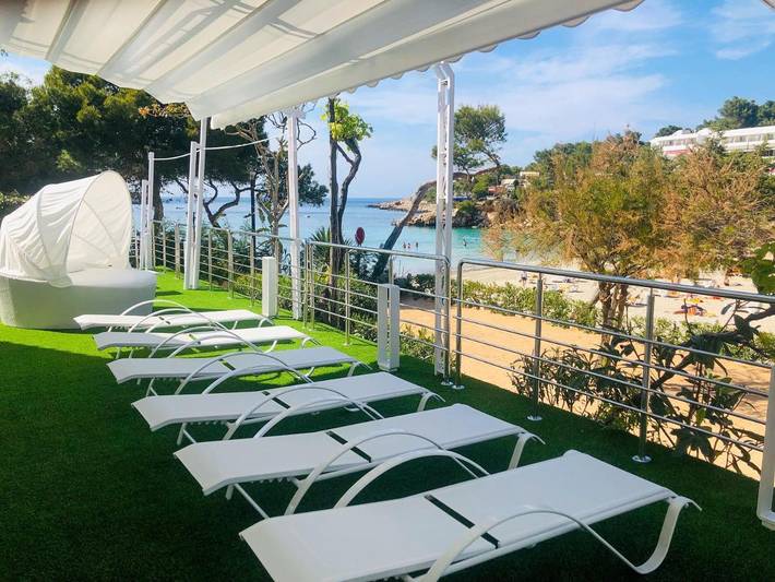 Hôtel pour 2 personnes, avec piscine ainsi que jacuzzi et jardin dans Portinatx - 4