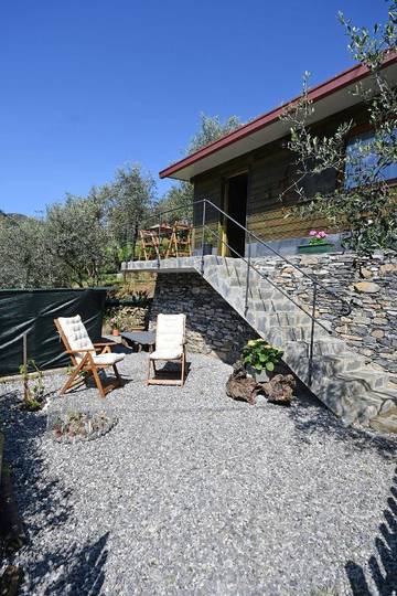 Cottage pour 2 personnes, avec jardin ainsi que balcon et vue à Leivi