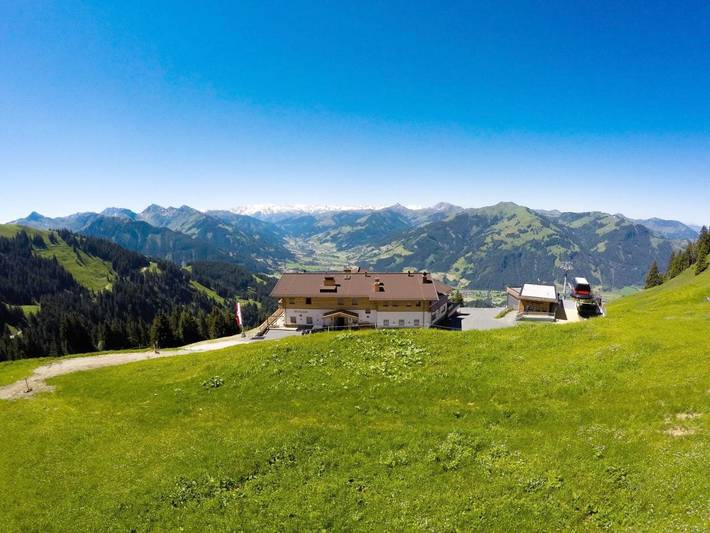 Hotel für 8 Personen, mit Terrasse und Sauna
