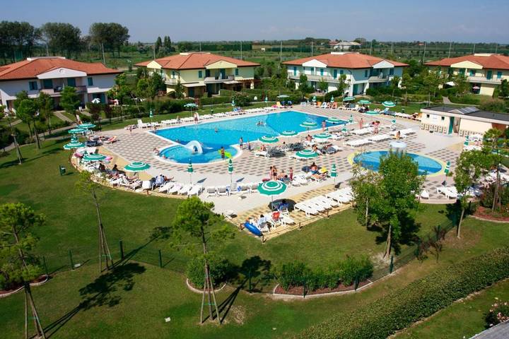 Appartamento vacanze per 5 persone, con piscina e panorama nonché giardino - 1