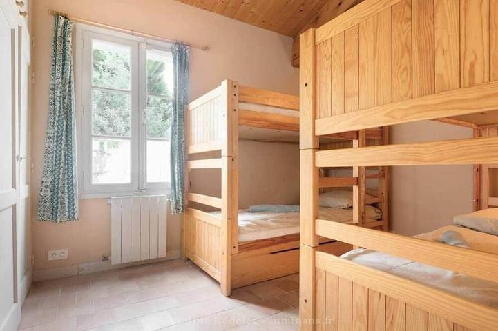 Location de vacances pour 13 personnes, avec jardin dans Plage Les Sables D Or - 4