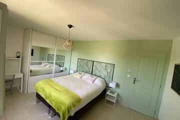 Maison De Vacances pour 6 Personnes dans Cadenet, Parc naturel régional du Luberon, Photo 4