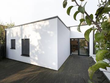 Location de vacances pour 24 personnes, avec balcon/terrasse et terrasse à Poperinge