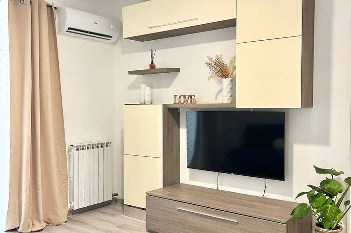 Ferienwohnung für 6 Personen, mit Balkon in Savona