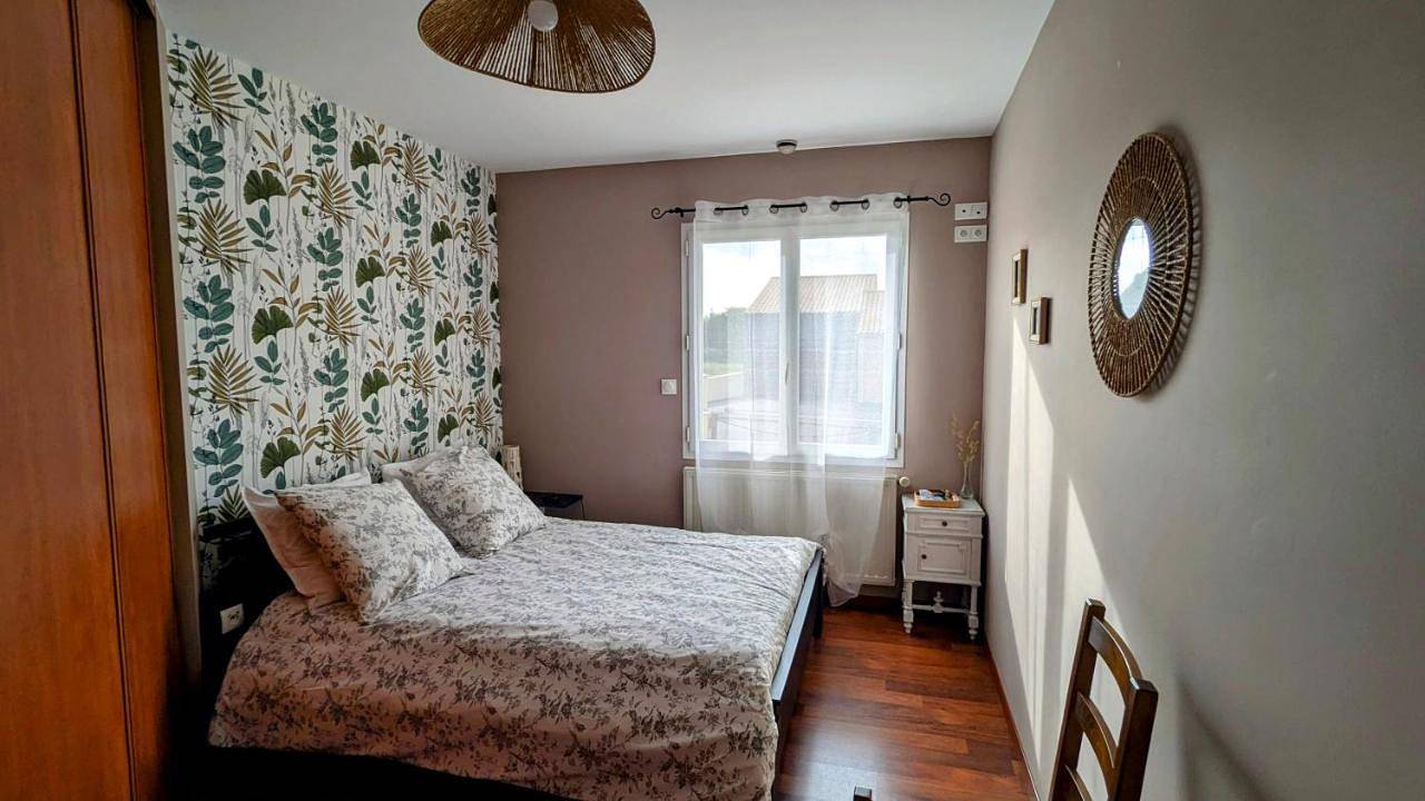 Appartement de vacances entier, Chambre avec petit déjeuner in L'Oie, Vallée de la Loire