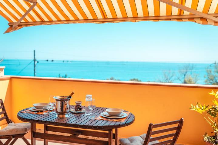 Apartamento de vacaciones para 4 personas, con balcón y piscina - 1