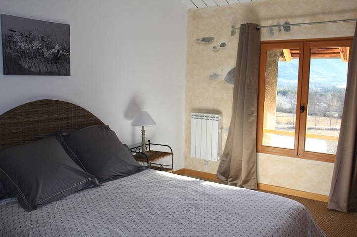 Gîte pour 6 personnes, avec jardin à Saint-Pons (Alpes-de-Haute-Provence) - 2